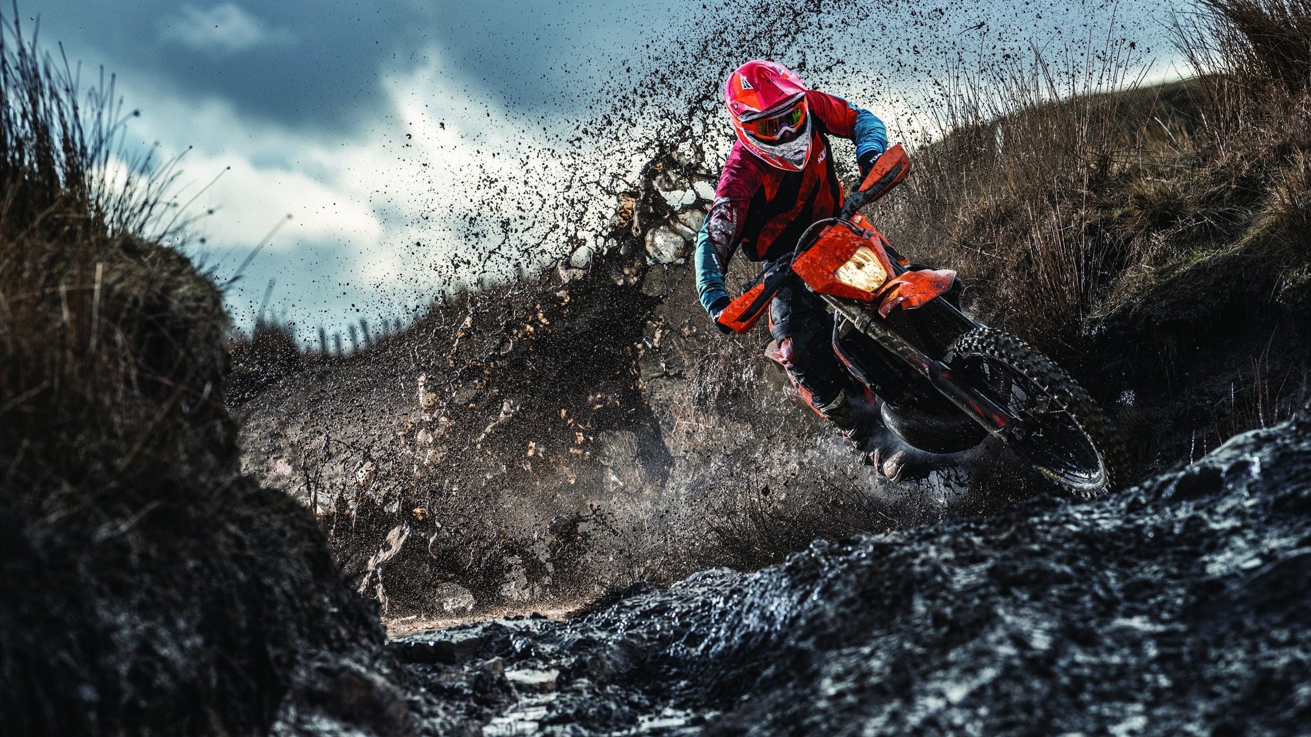 MVP归属:王强凭借关键三分荣膺当场最佳!,王强怎么样